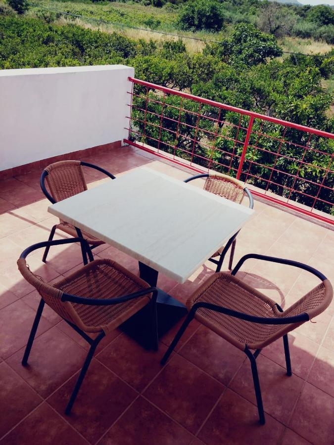 Apartmani Urlic Sreser Exterior foto