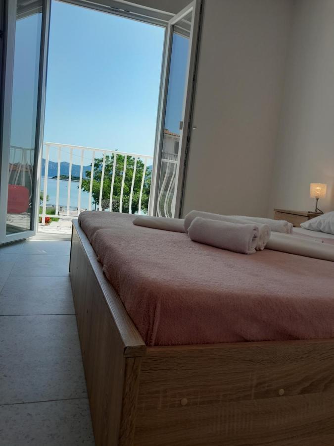 Apartmani Urlic Sreser Exterior foto